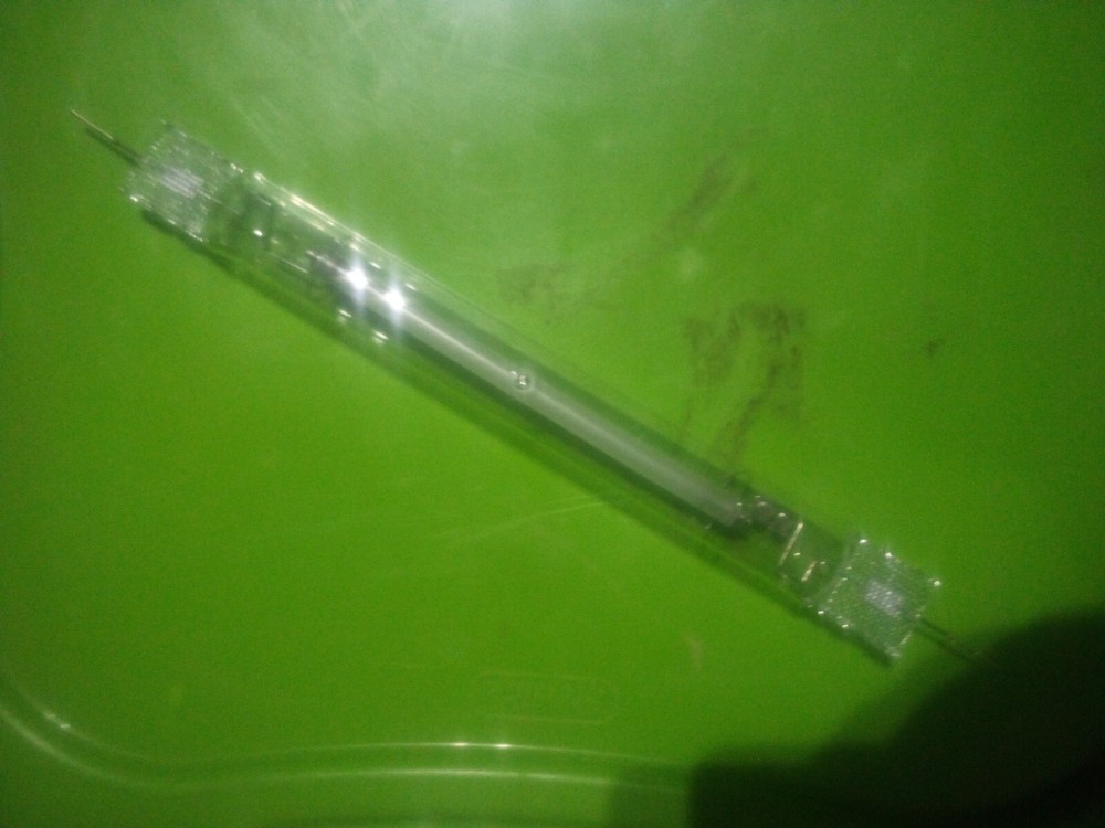 32 Dutch Lighting 1000w Double Ended Light Bulb (grow light)