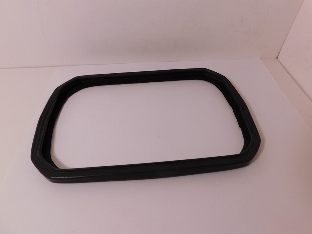 Original AUTOMATIC ELECTRIC BAKELITE A/E 40 BASE RUBBER GASKET & Good Condition
