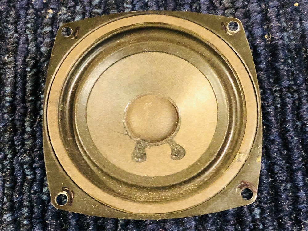 Realistic 1016 Full Range Speaker 10 Watts 8 Ohms 3” Japan