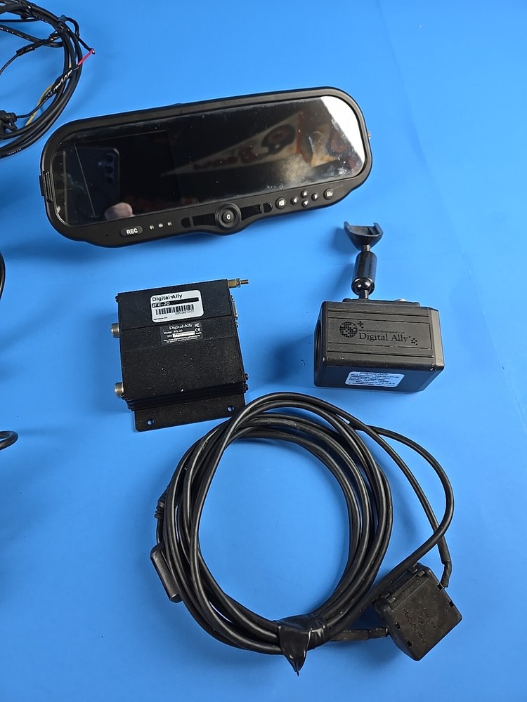 Digital Ally DVM-100 In Car Video System L3