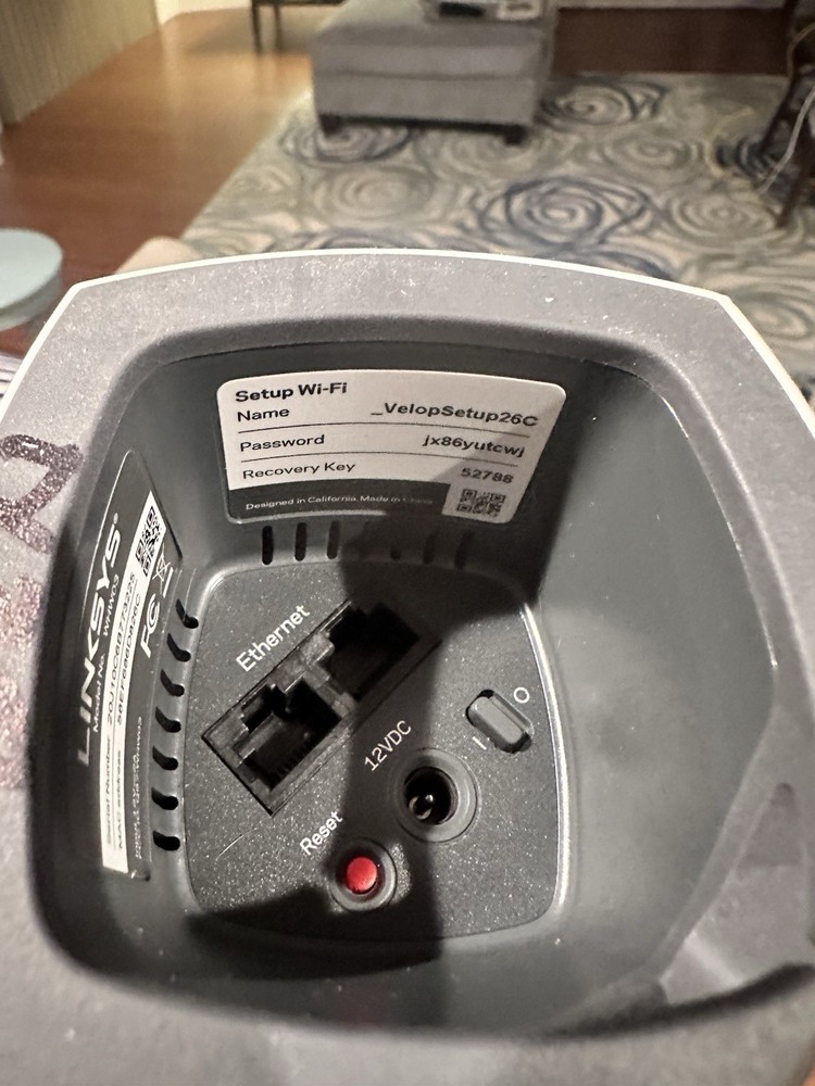 LOT 10 + 1 Free Linksys Velop