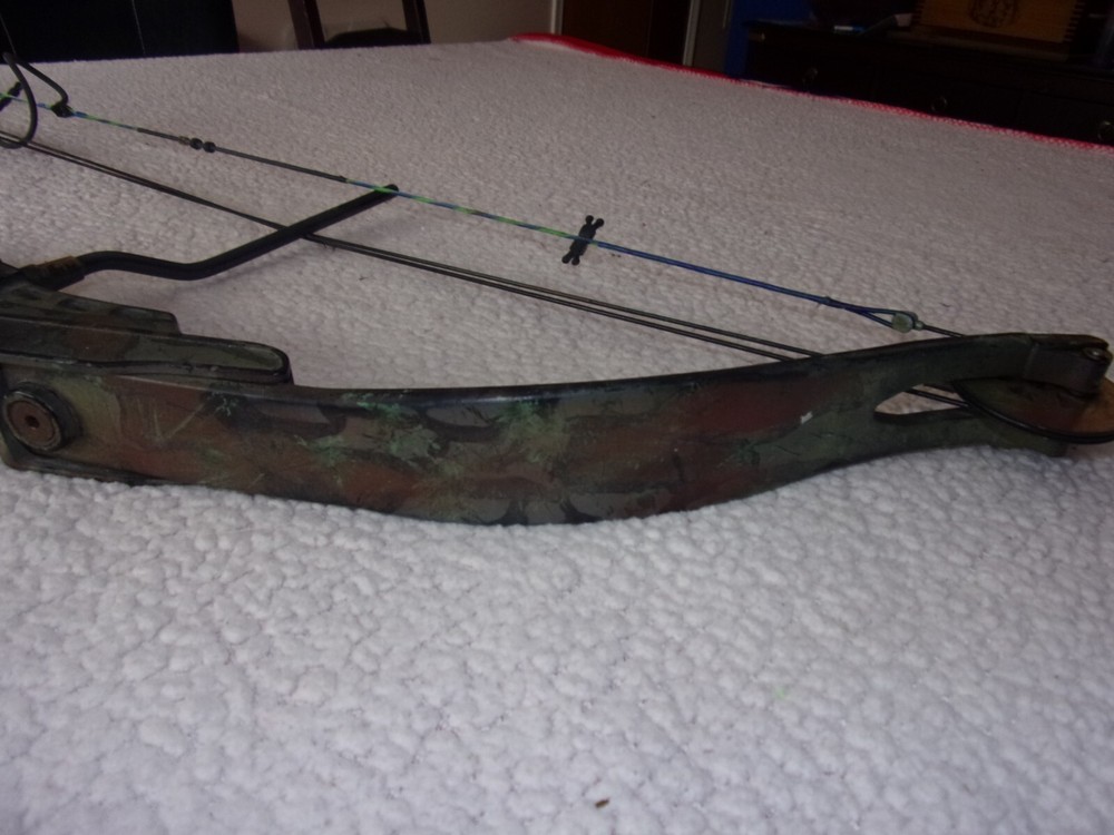 PSE Game Sport Compound Bow
