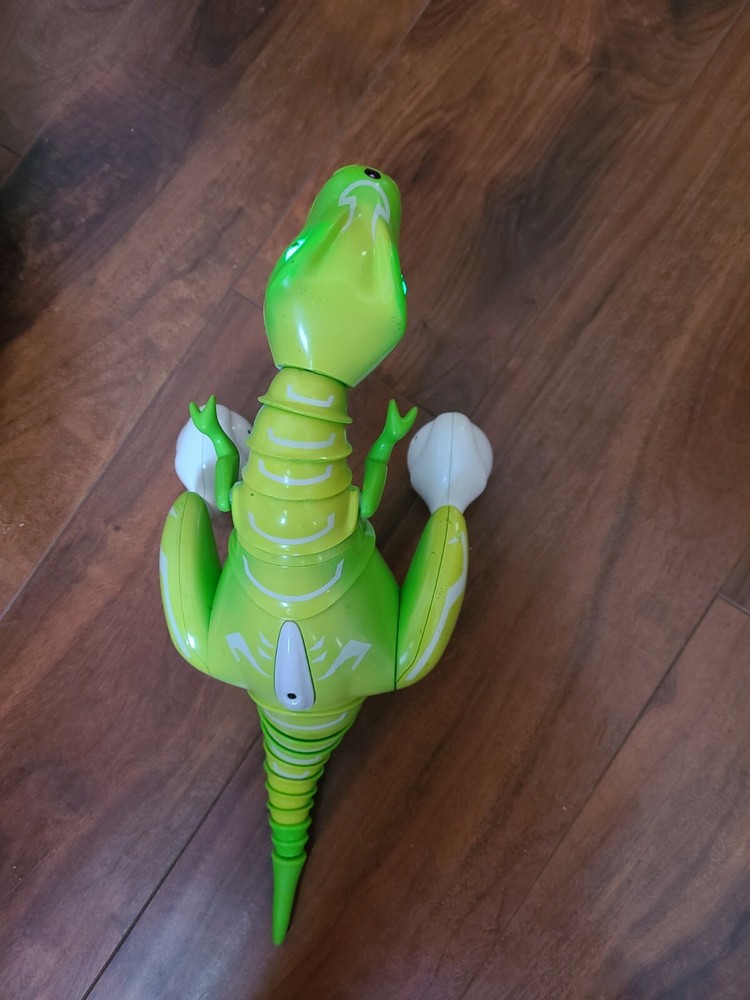 Zoomer Interactive T-REX Remote Controlled Robotic Dinosaur T-Rex Green/White.