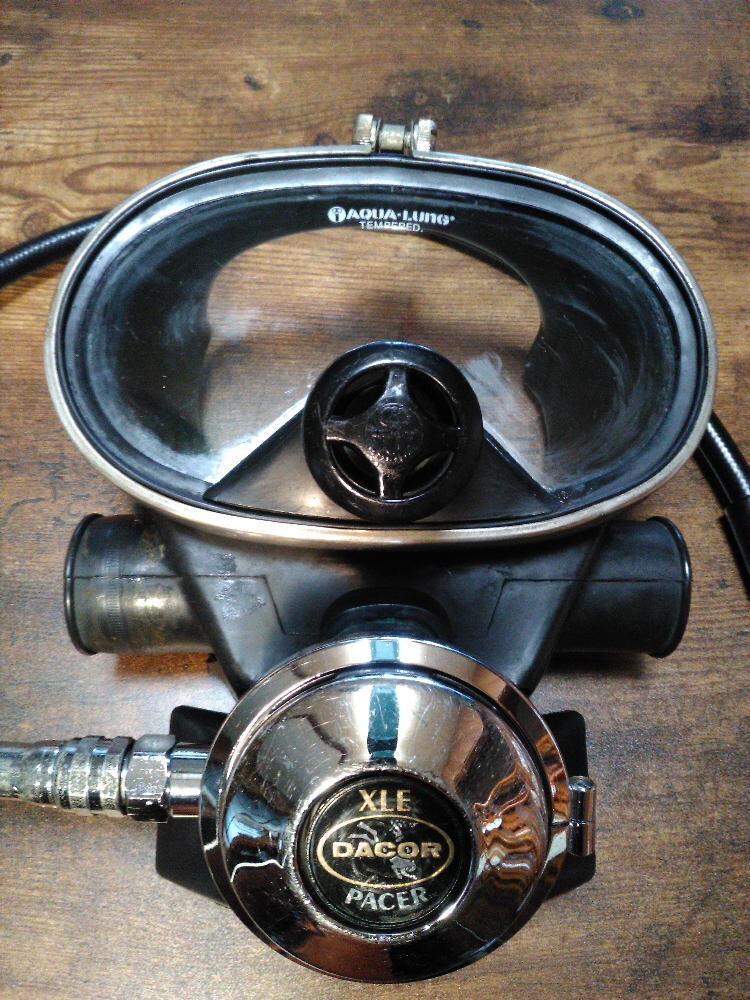 Aqua-Lung Full Face Mask/Regulator for Hookah Dive.