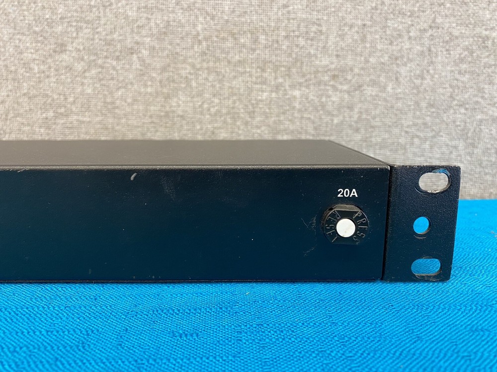 APC 20A Rack Power Distribution Unit - Untested