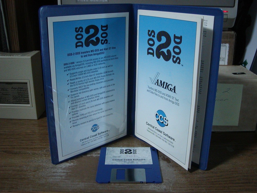 Commodore Amiga DOS 2 DOS, (1) Original Master with Manual in Plastic Folder