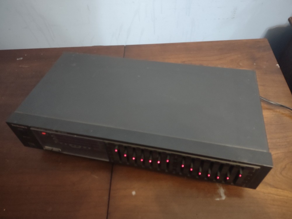 Technics SH-8033 Real Time Spectrum Graphic Stereo 7-band Equalizer Tested