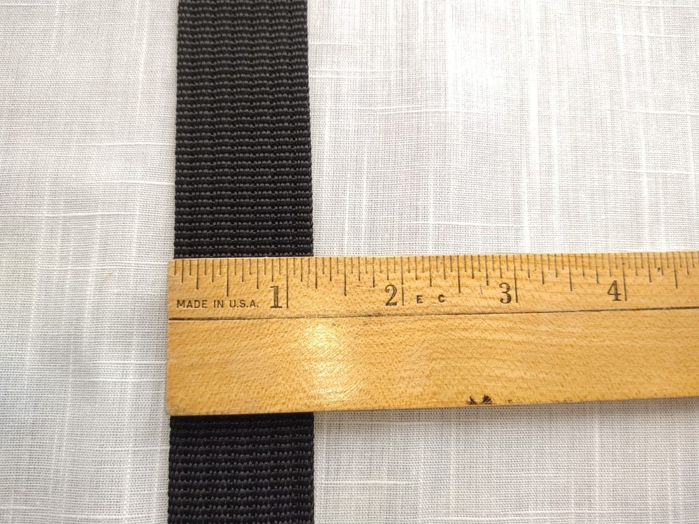 VTG WOMANS BLACK BELT