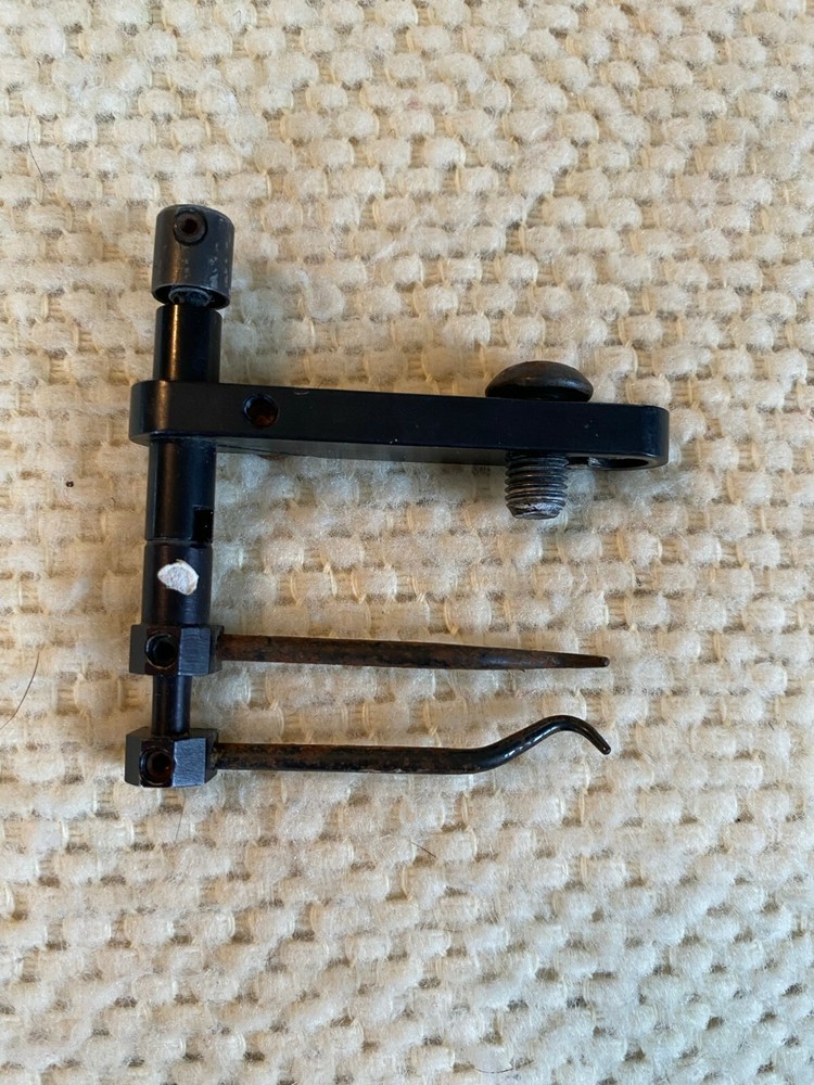 Vintage Dual Prong Flipper Rest