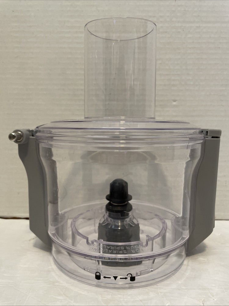Pre-Owned/Barely Used*Veggie Bullet Spiralizer Base, Basket and Lid