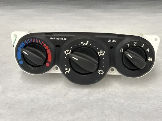 2000-2007 Ford Focus AC Heater Temperature Climate Control OEM
