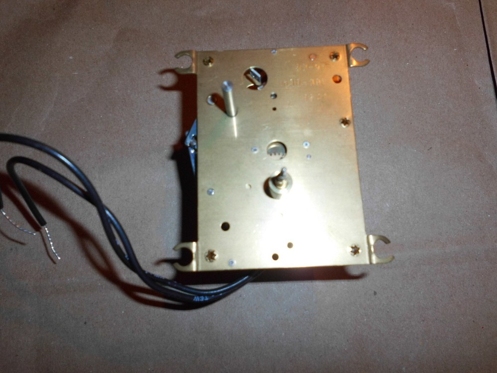 VINTAGE HANSEN MOVEMENT FOR SIMPLEX 628629 CLOCK RELAY NEW WITH MOTOR