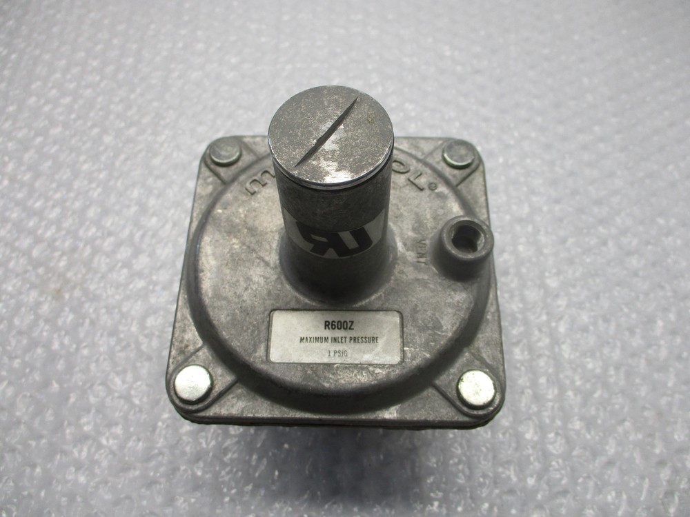 MAXITROL R600Z REGULATOR 1PSIG NSNP