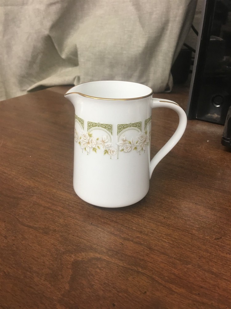Noritake Sonia #2301 Creamer