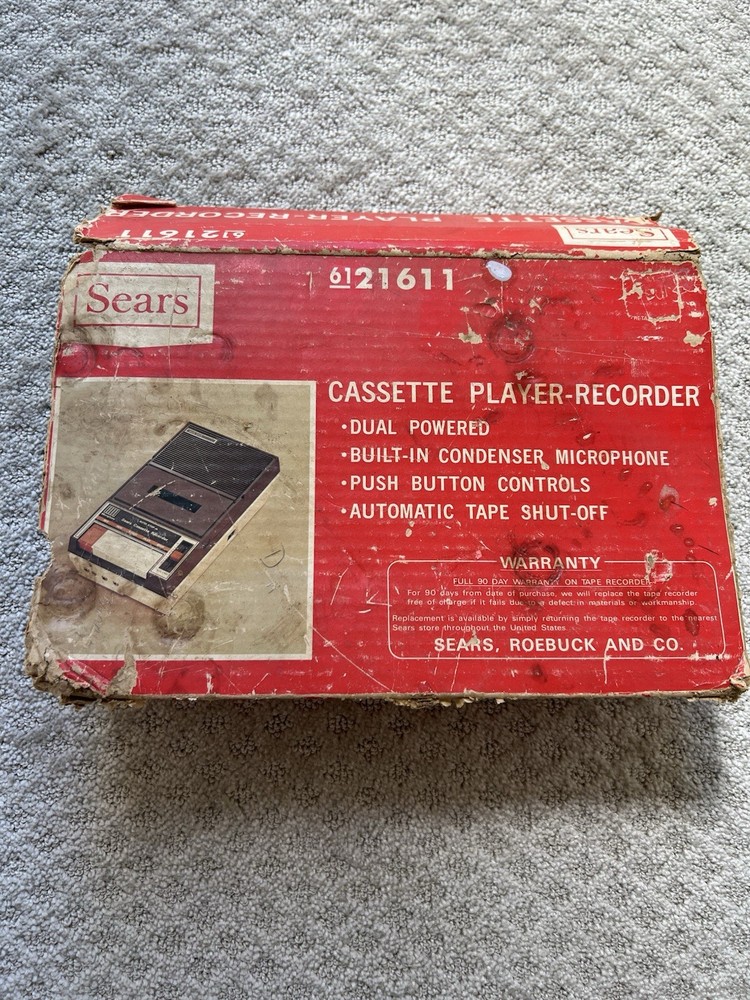 Vintage Sears Cassette Player/Recorder 6121611 *Untested
