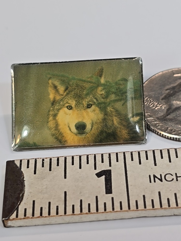 Wolf Photo Lapel Pin