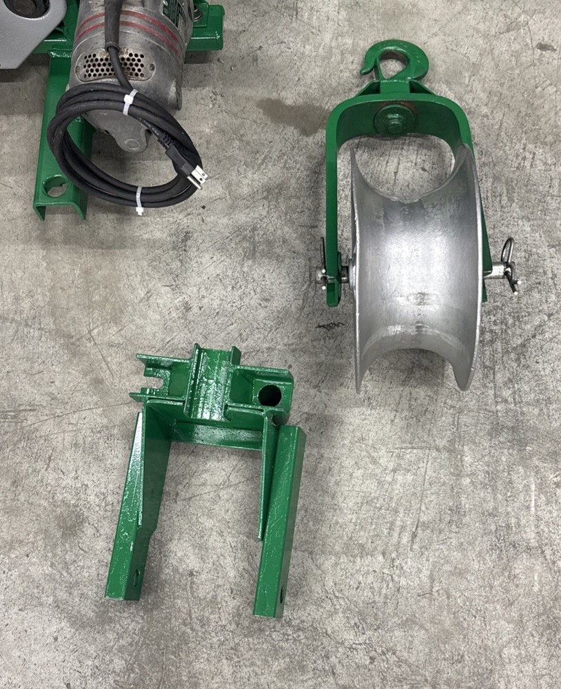 Greenlee 686 640 4000 LBS Tugger Cable Puller Set *GREAT SHAPE* #3