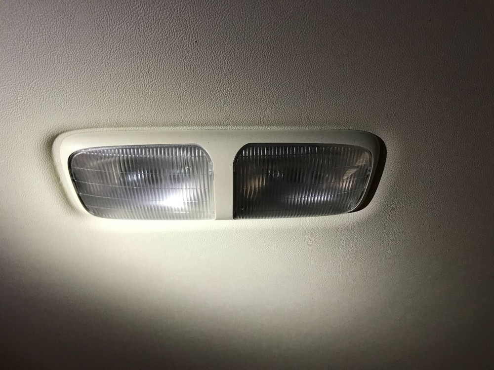 International PROSTAR CAB DOME Lighting, Interior - Used