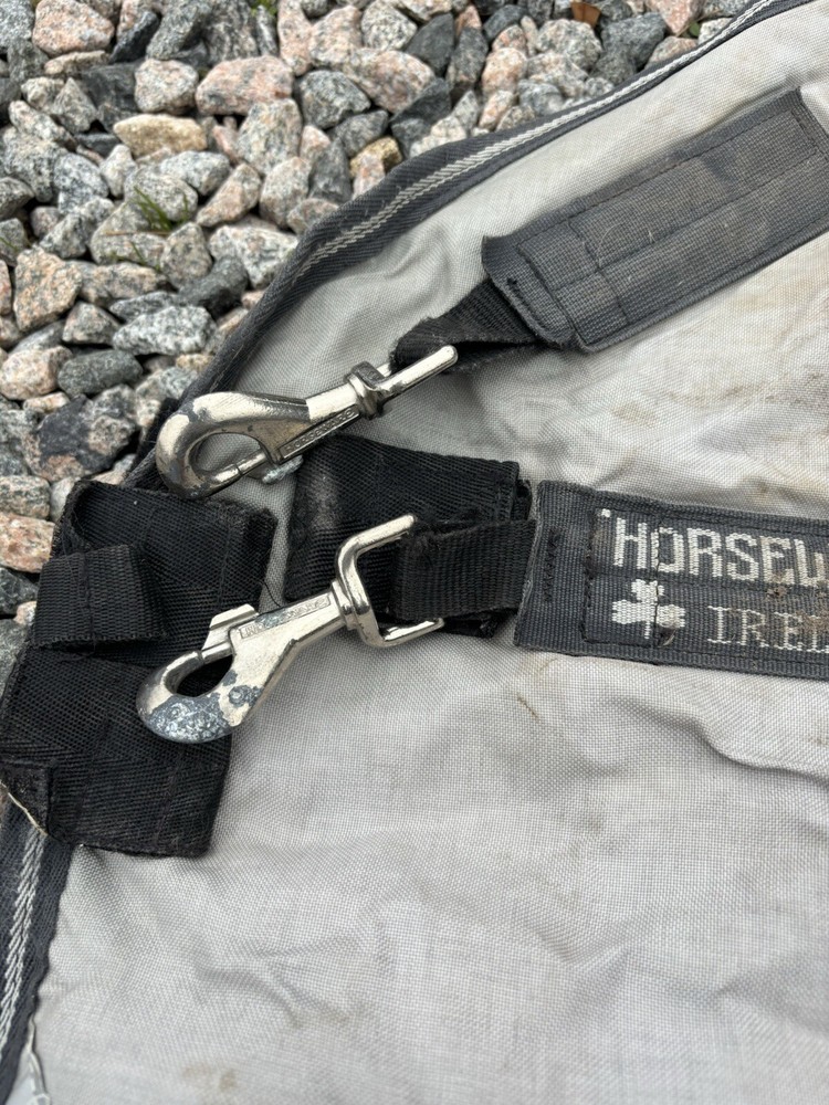 78” - 100g Rambo Turnout - VERY USED!!