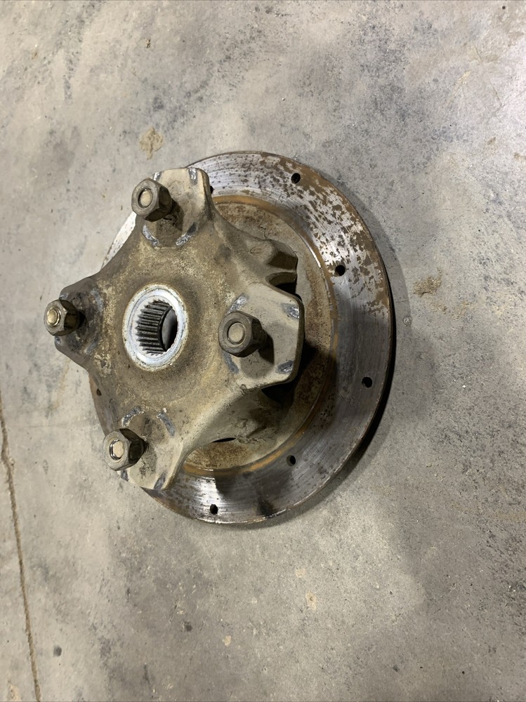 arctic cat wildcat trail 700 Front Hub 2015
