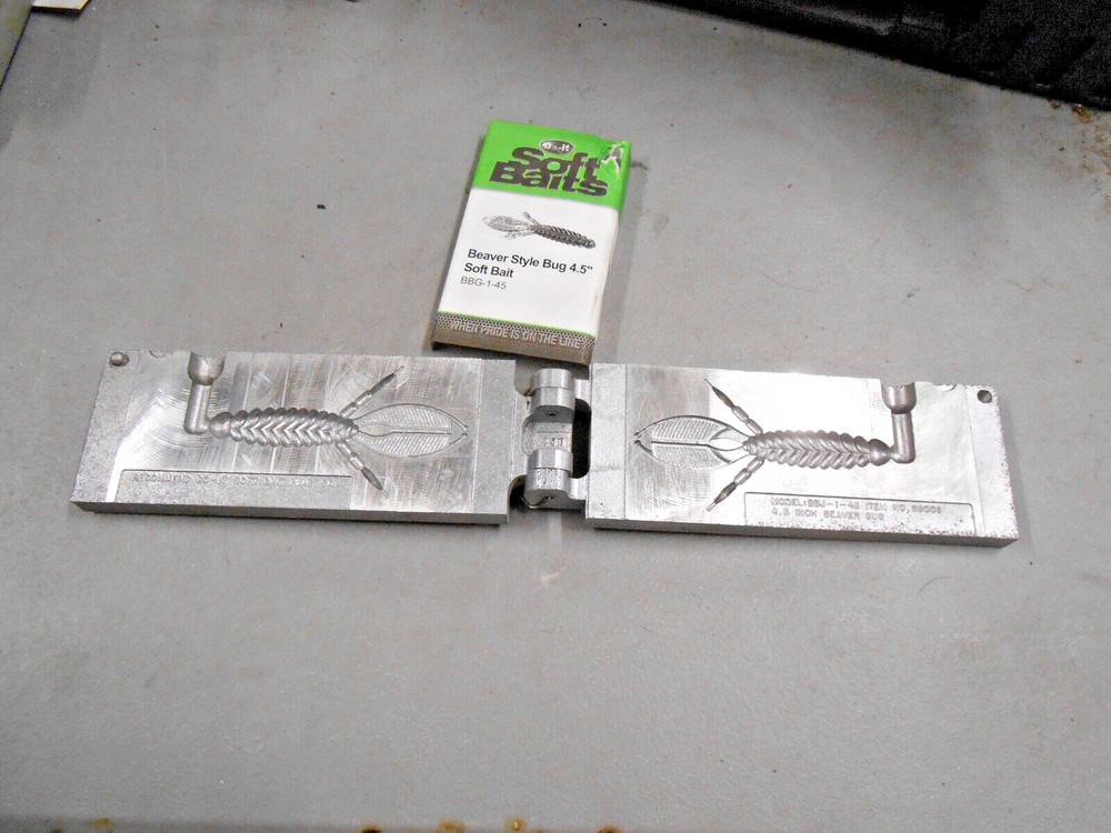 96009 Do-It Beaver Style Bug 4.5" Soft Bait Mold