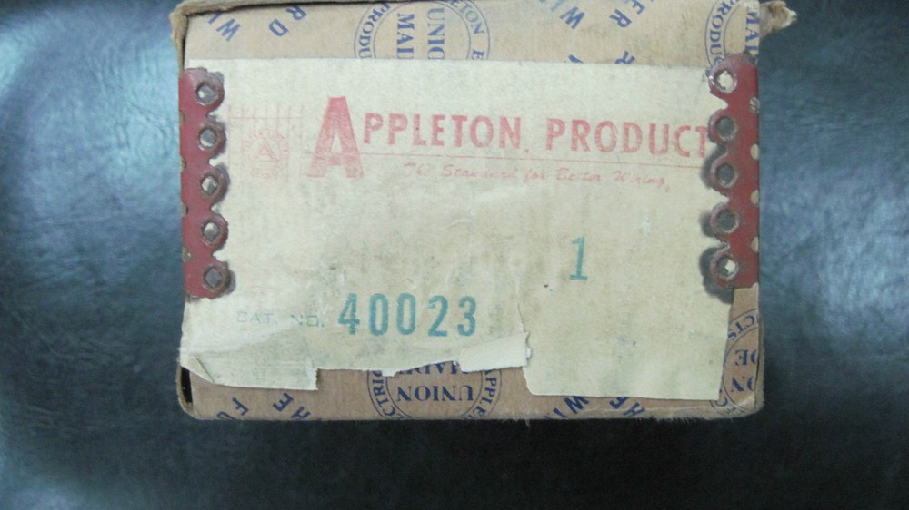 NIB APPLETON #40023 TYPE GRJ UNILET BOX