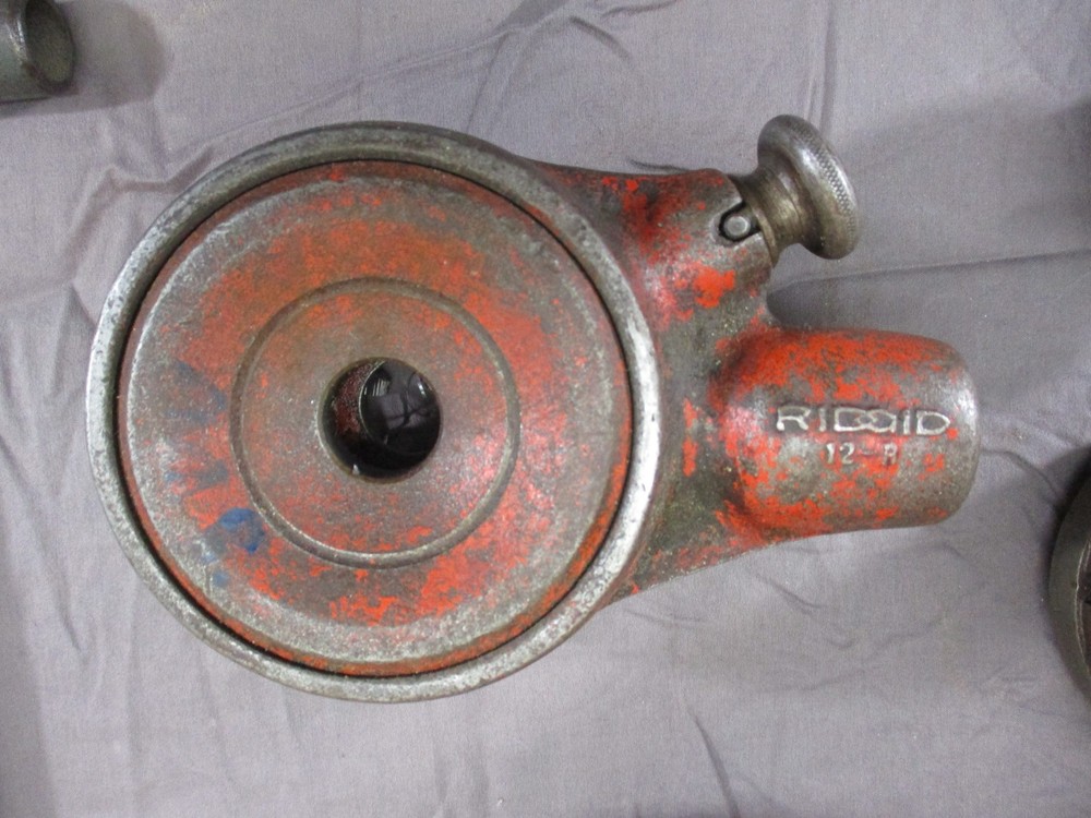 Ridgid 2" to 1/2" 12-R Pipe Threading Tool Threader 5 Die Set Handle & Cutter