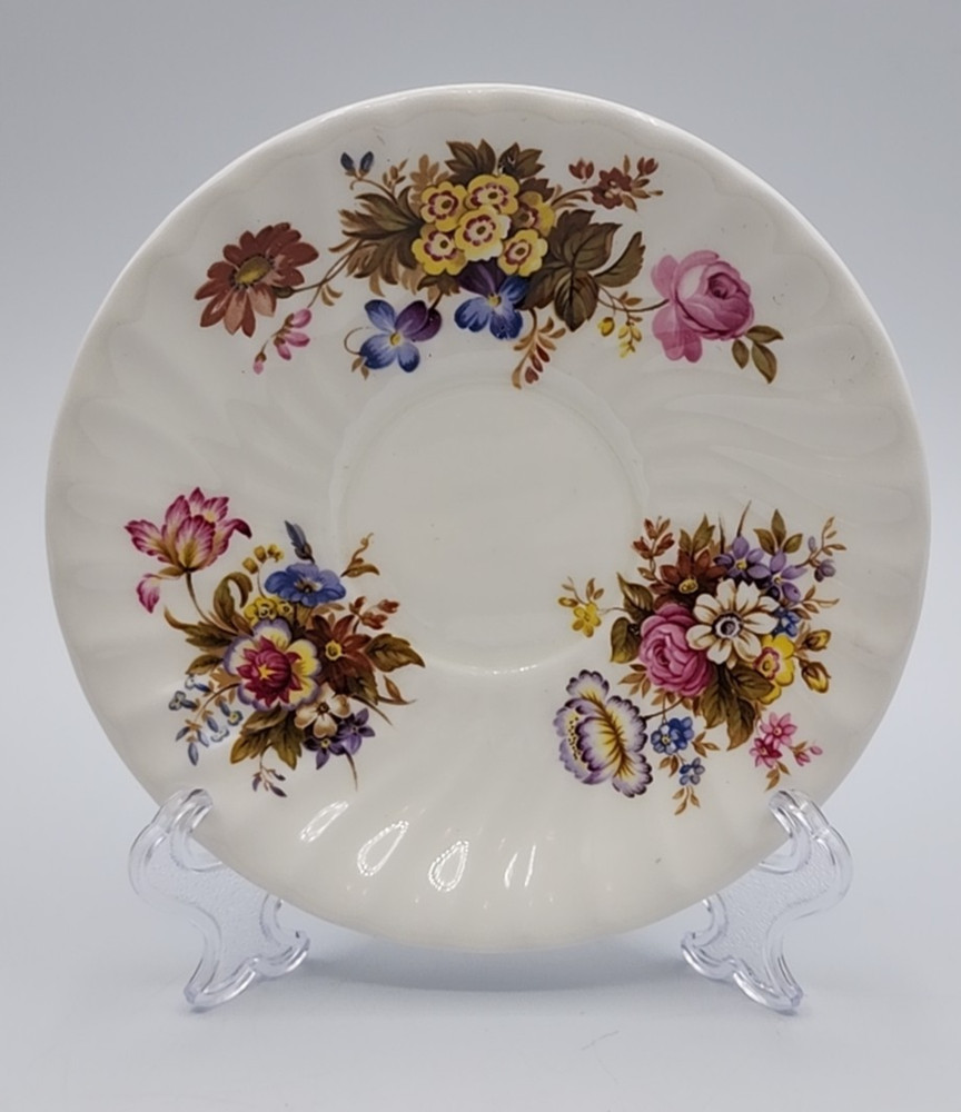 Aynsley Fine Bone China Summertime Pattern 5 Piece Place Setting READ BLUE