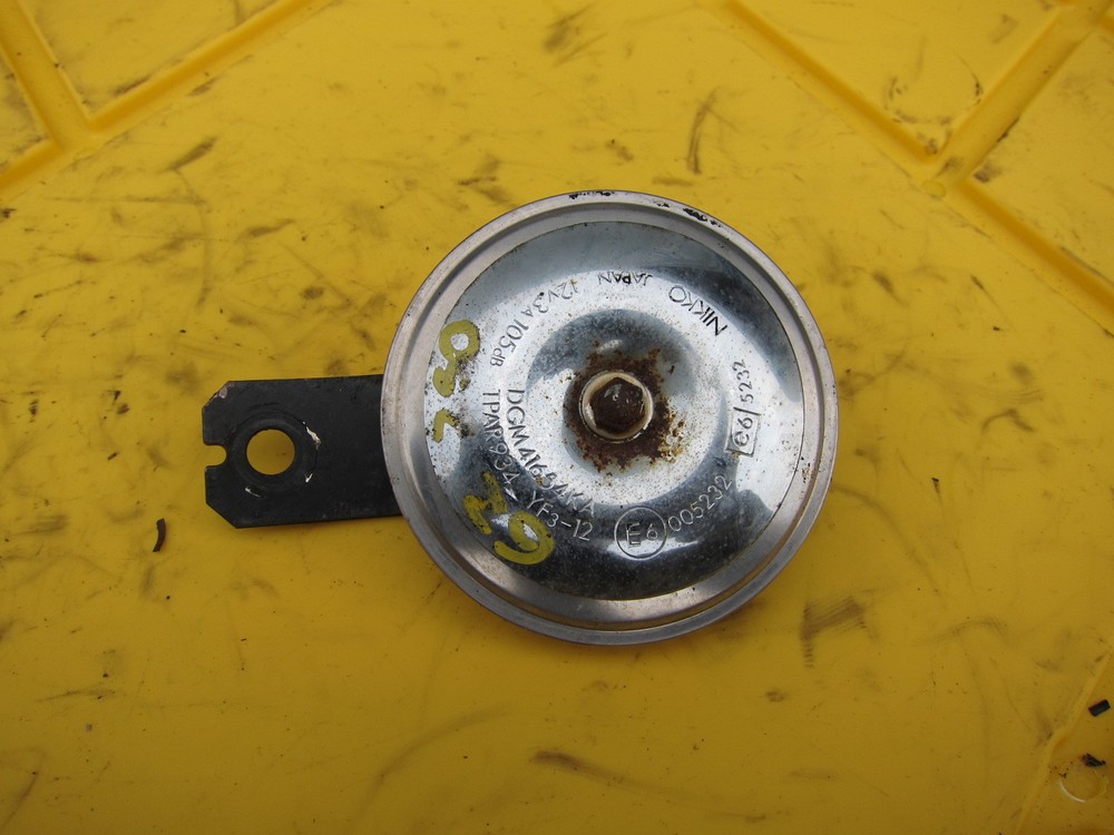 2000 Suzuki GZ250 OEM HORN SIGNAL