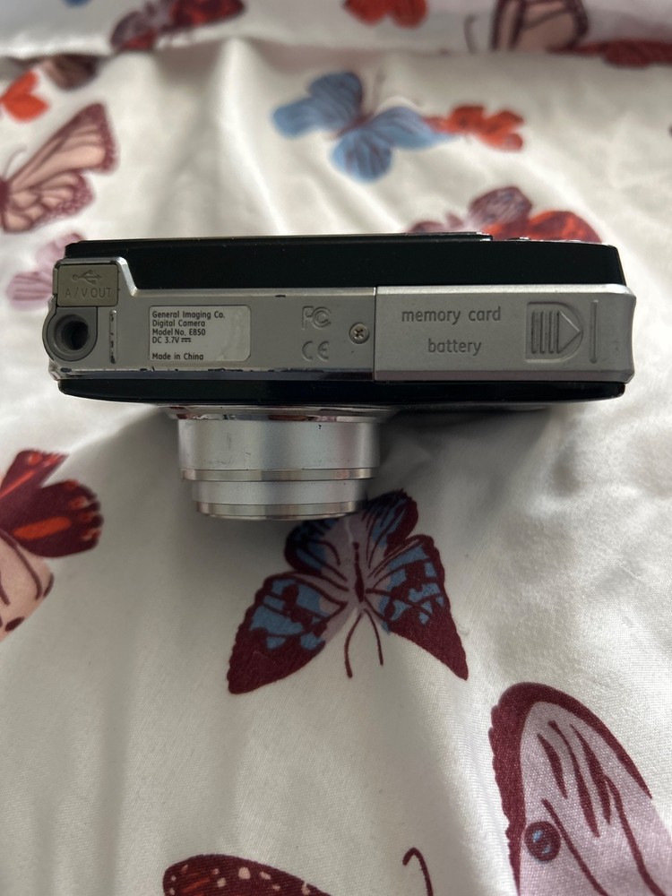 GE E850 - Black (MPN) Untested, does turn on, battery included