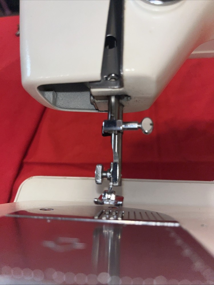 Belvedere Adler Model 555SS Sewing Machine Running Possible Problem See Descript