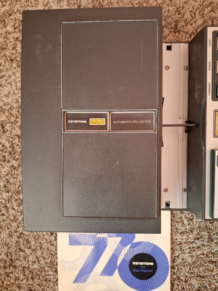 Keystone K-770 Slide Projector