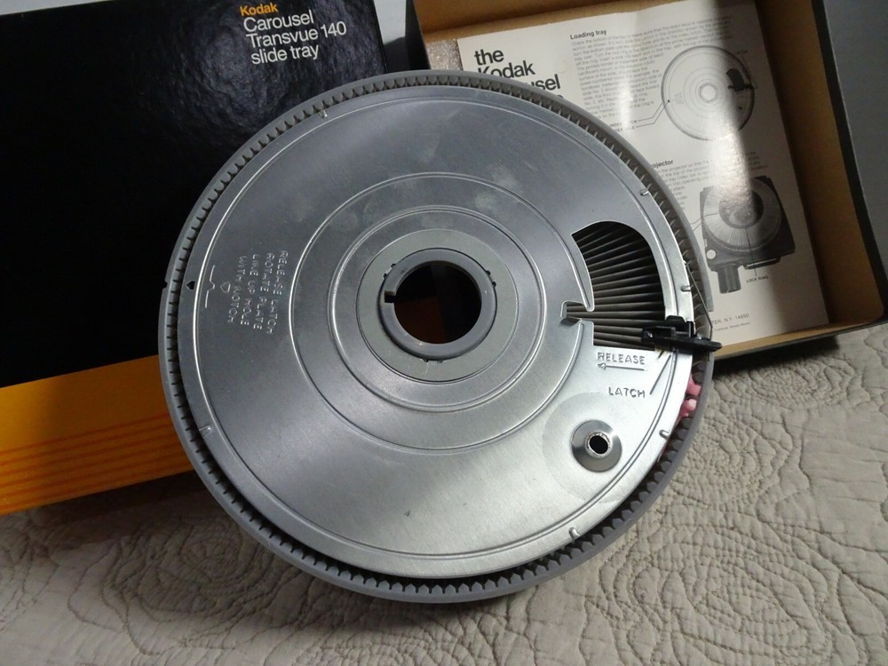 Kodak Carousel Transvue 140 Slide Tray with Box