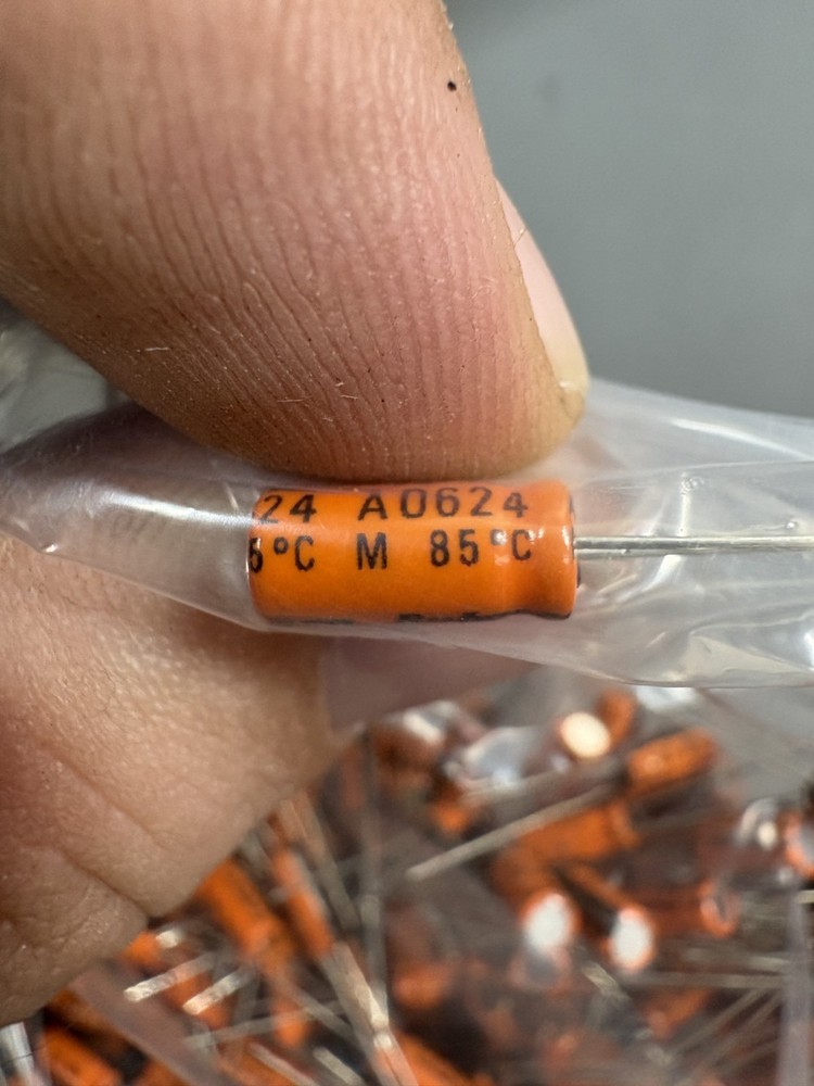 1000pcs 1uF 50V Electrolytic Capacitor Rubycon Axial 85°C