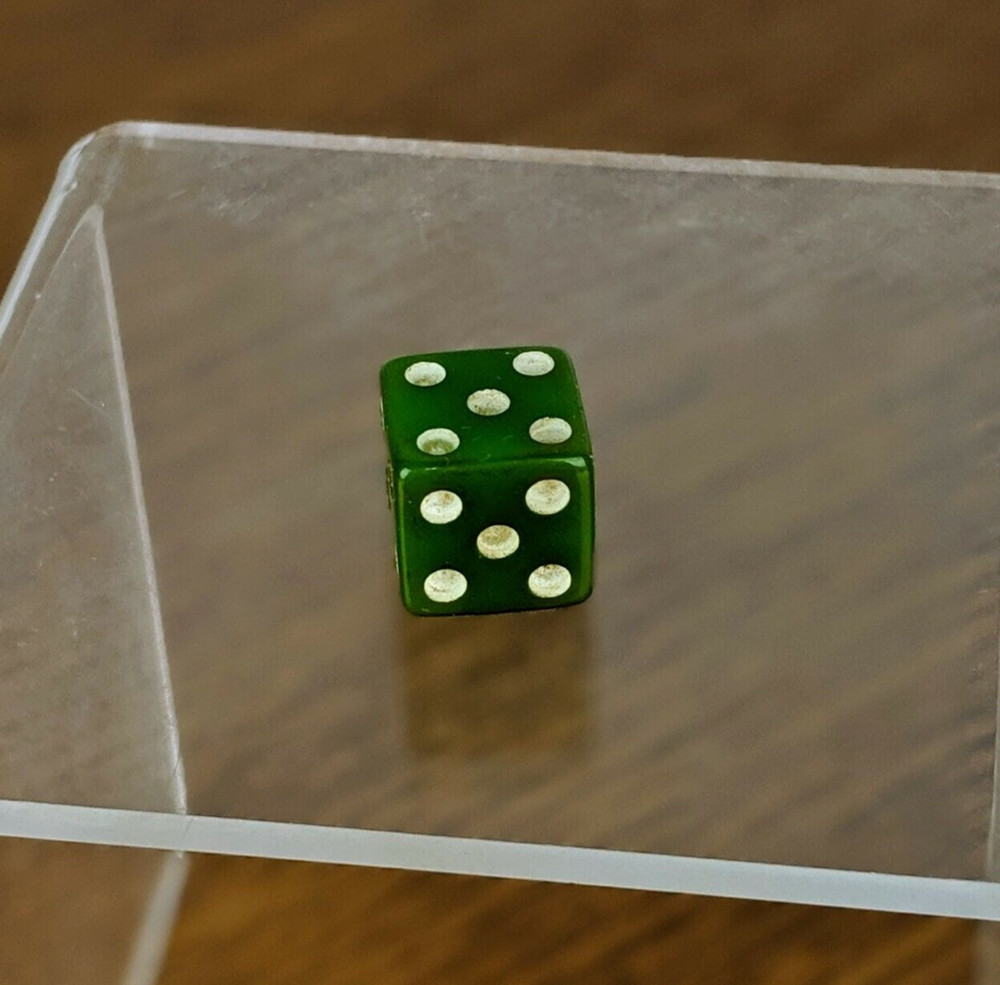 VTG Solid Green Bakelite Dice 5 On All Sides White Pips Playing Dice Decor  2