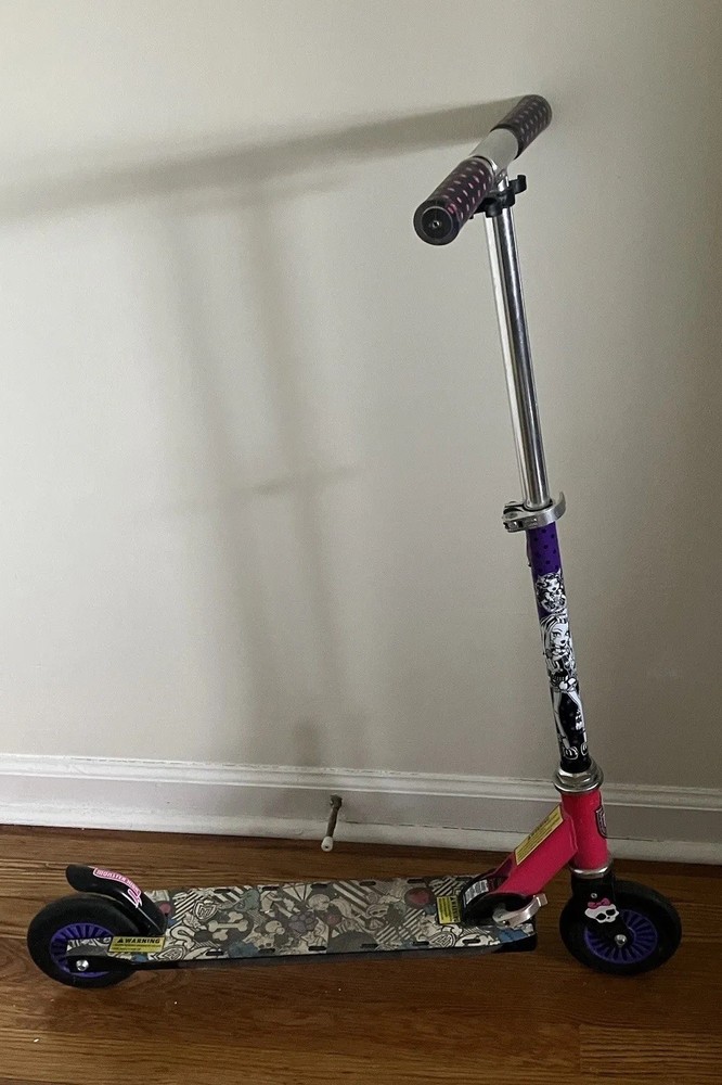 Monster High Light Up Scooter Dynacraft Pls Read