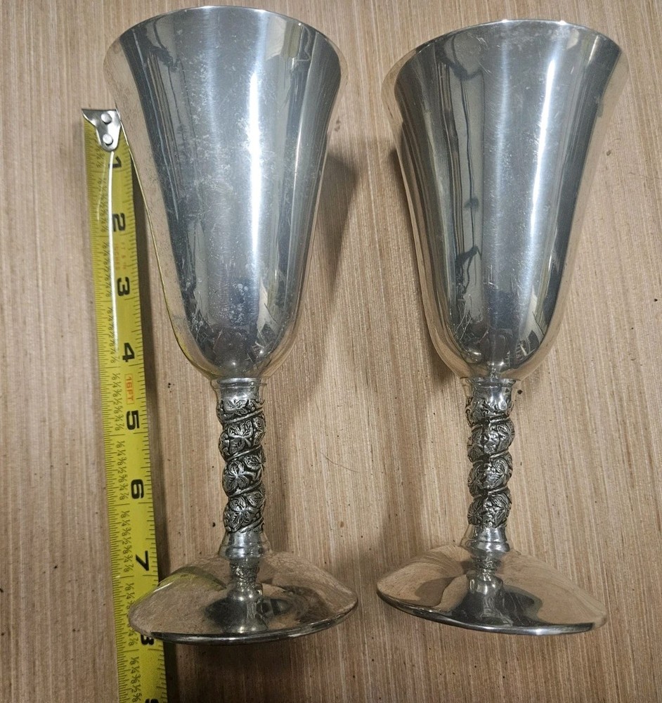 Vintage Set Of 2 Goblets Silverstone