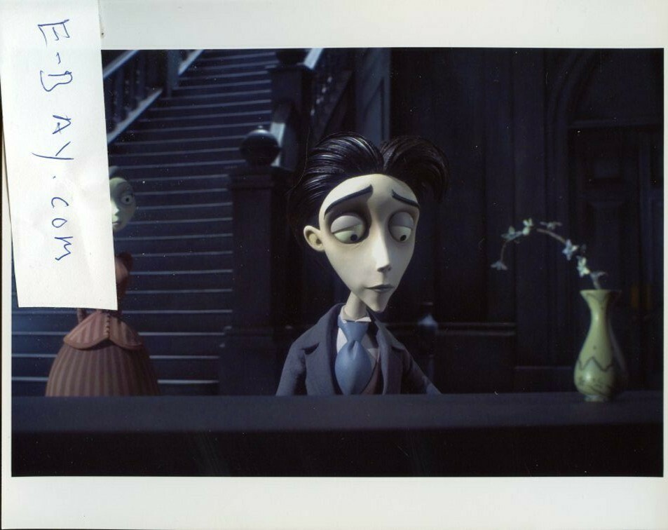 TIM BURTONS CORPSE BRIDE   8X10  PHOTO B7195