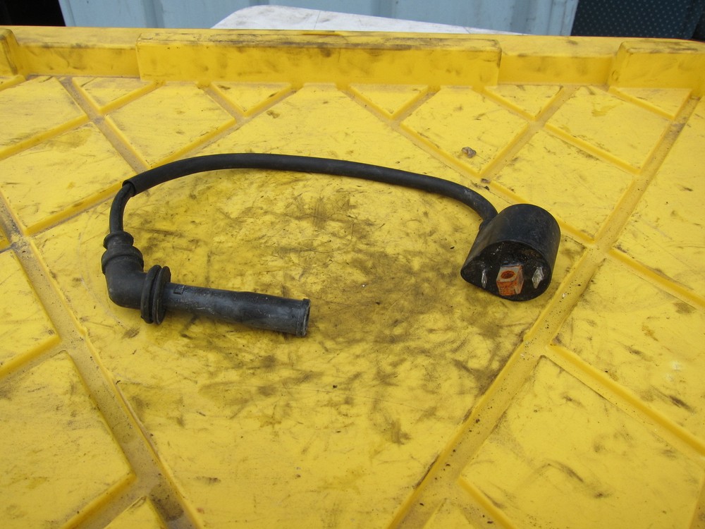 2001 Suzuki SV650 OEM ENGINE COIL