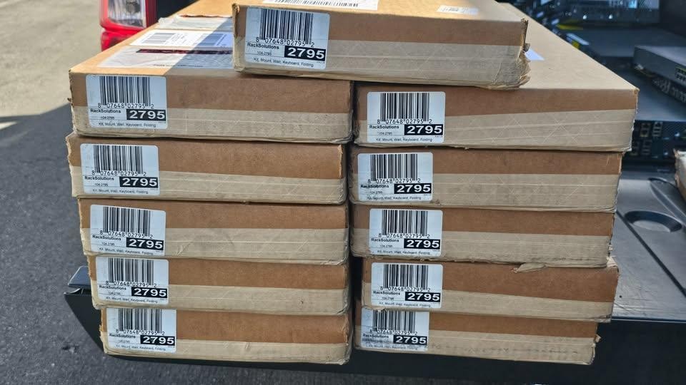 NEW Rack Solutions Full Keyboard Wall Mount