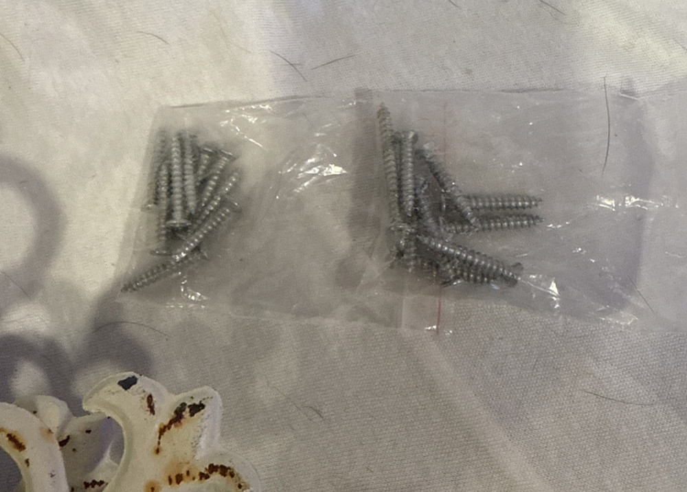 Victorian Style Shelf Brackets Pair (2) Screws Included