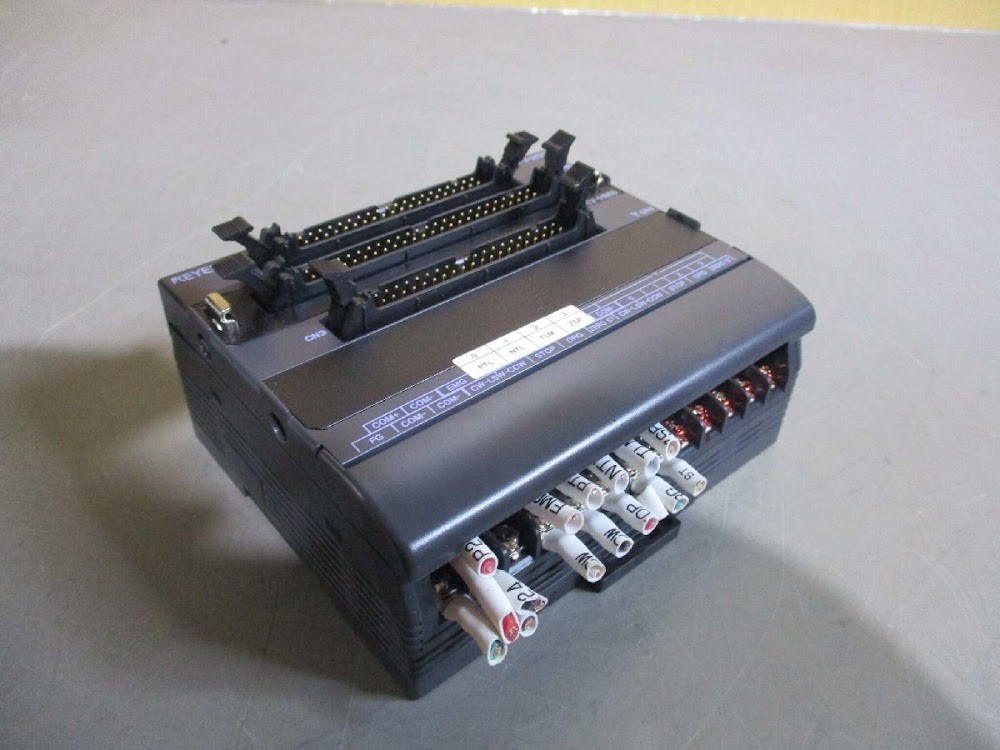 KEYENCE PLC KV-HTC BAZR60430B005 USED