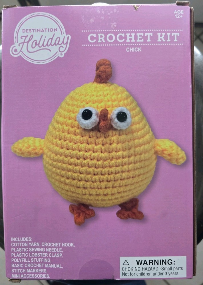 Destination Holiday Easter Spring Baby Chick Crochet Kit Yarn Hook Stuffing READ