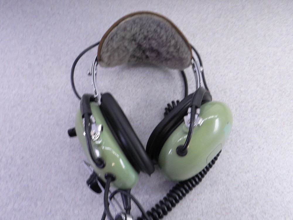 Vintage David Clark Pilot Headset Softtop Oregon Aero