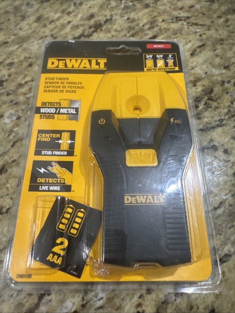 DEWALT 3/4 in. Stud Finder (DW0100) Open Package Tested Work Cpix W/batteries