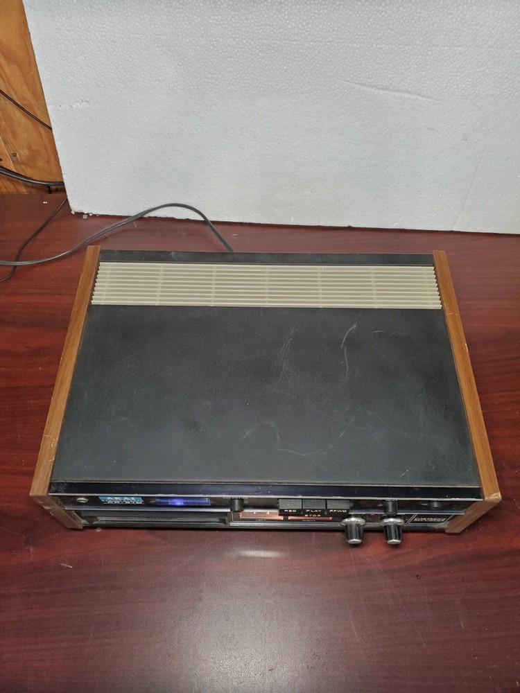 AKAI CR-81D 8 Track Player/Recorder powers on, untested! #69