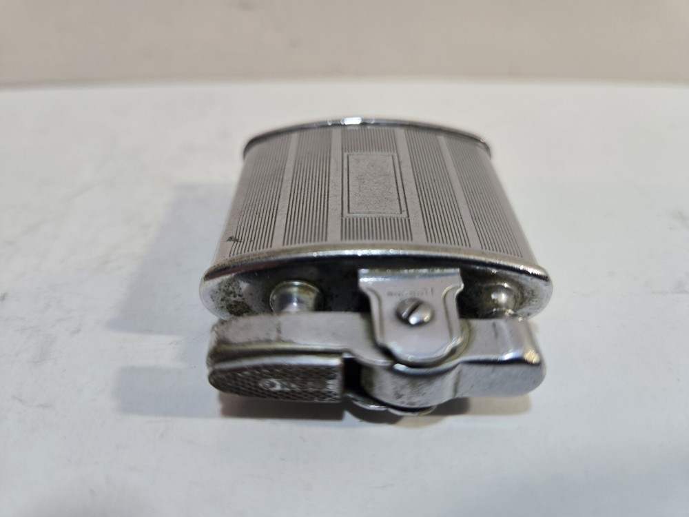 VINTAGE WORKING RONSON Standard SILVER Tone LIGHTER 7541/26