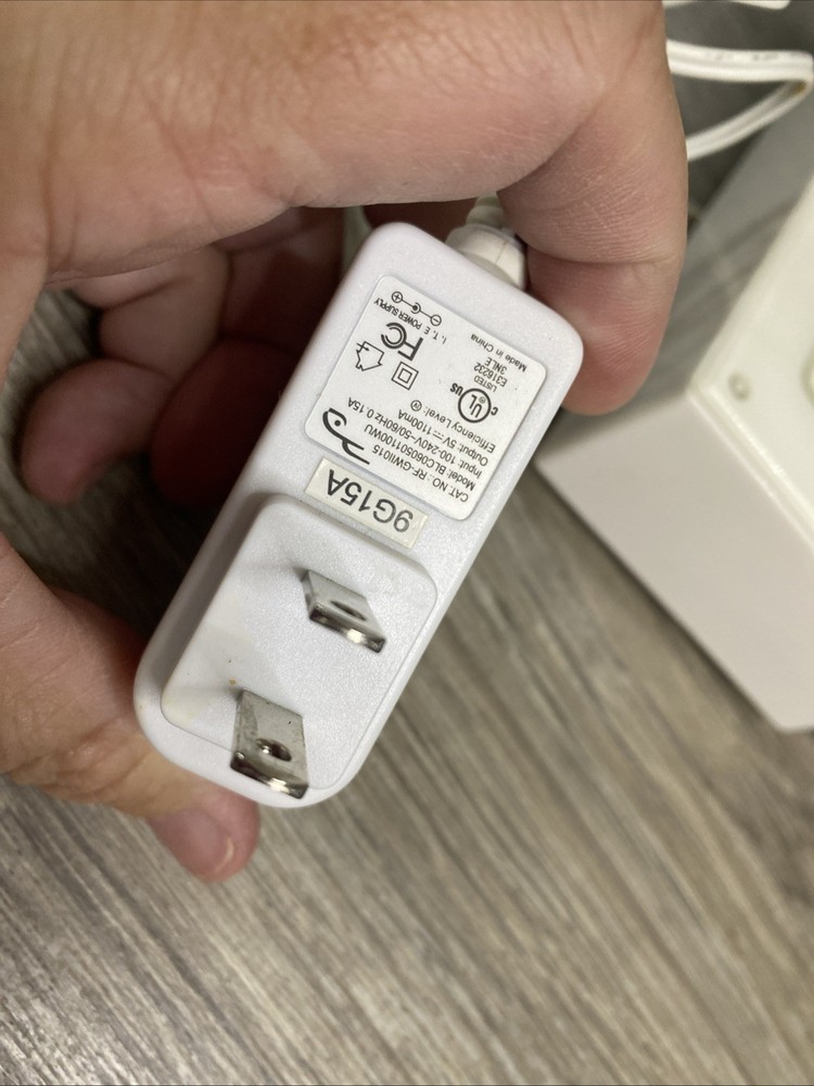 Rocketfish Gaming Wii Remote Charging Dock