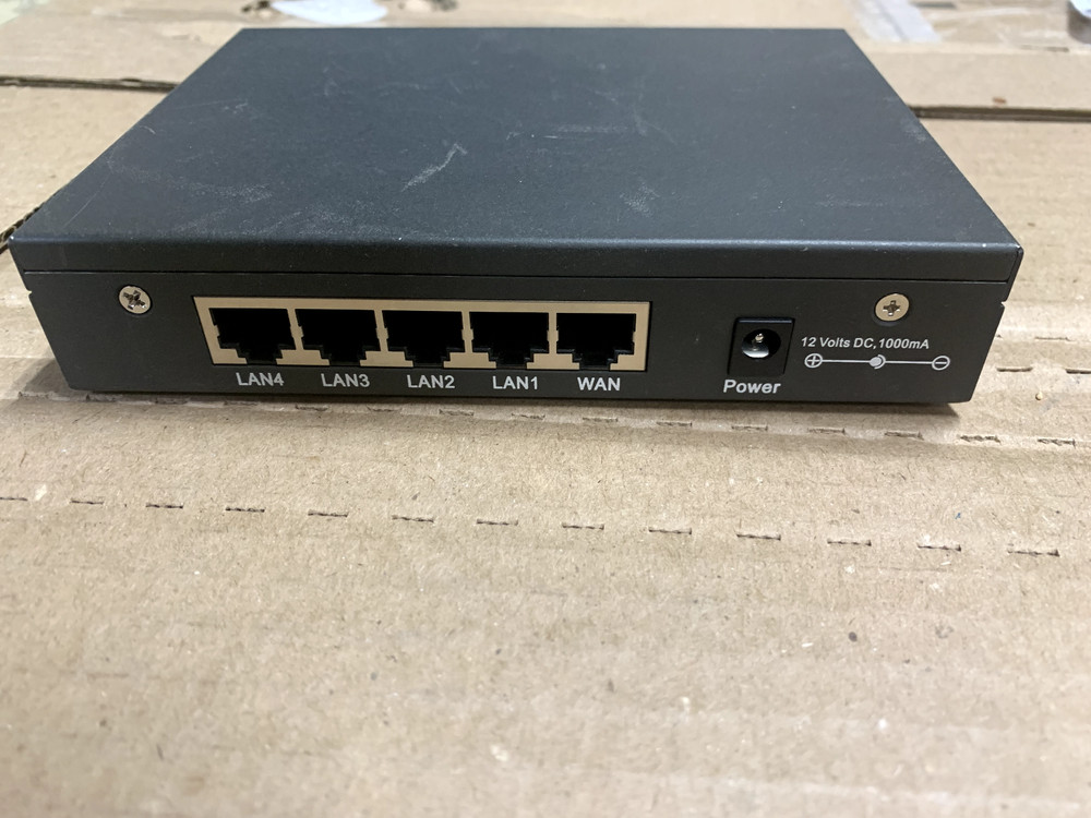 Astaro RED 10 Internet Security Remote Ethernet Device