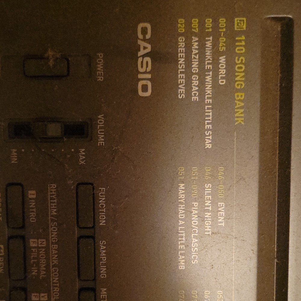 Casio CTK-2080 61-Key Electronic Keyboard Black USB Built-in Speaker Sampling